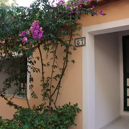 Villaggio Arco Naturale Club Holiday park