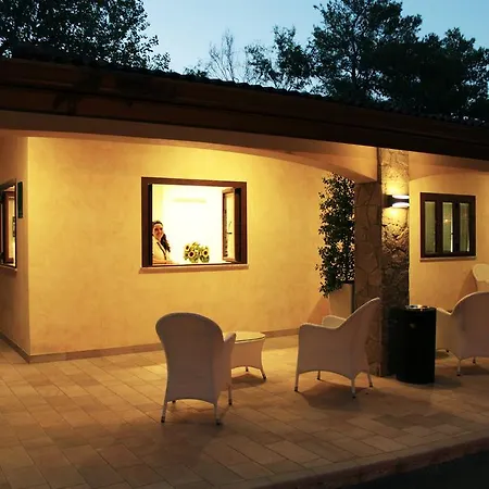 Villaggio Arco Naturale Club 3*